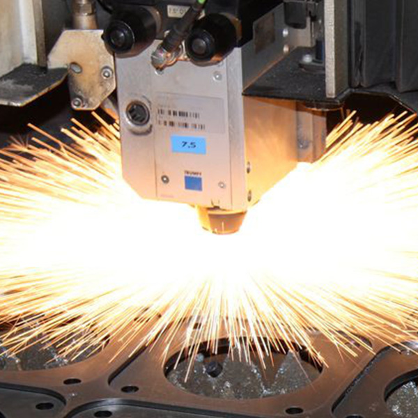 Laser cutting metal